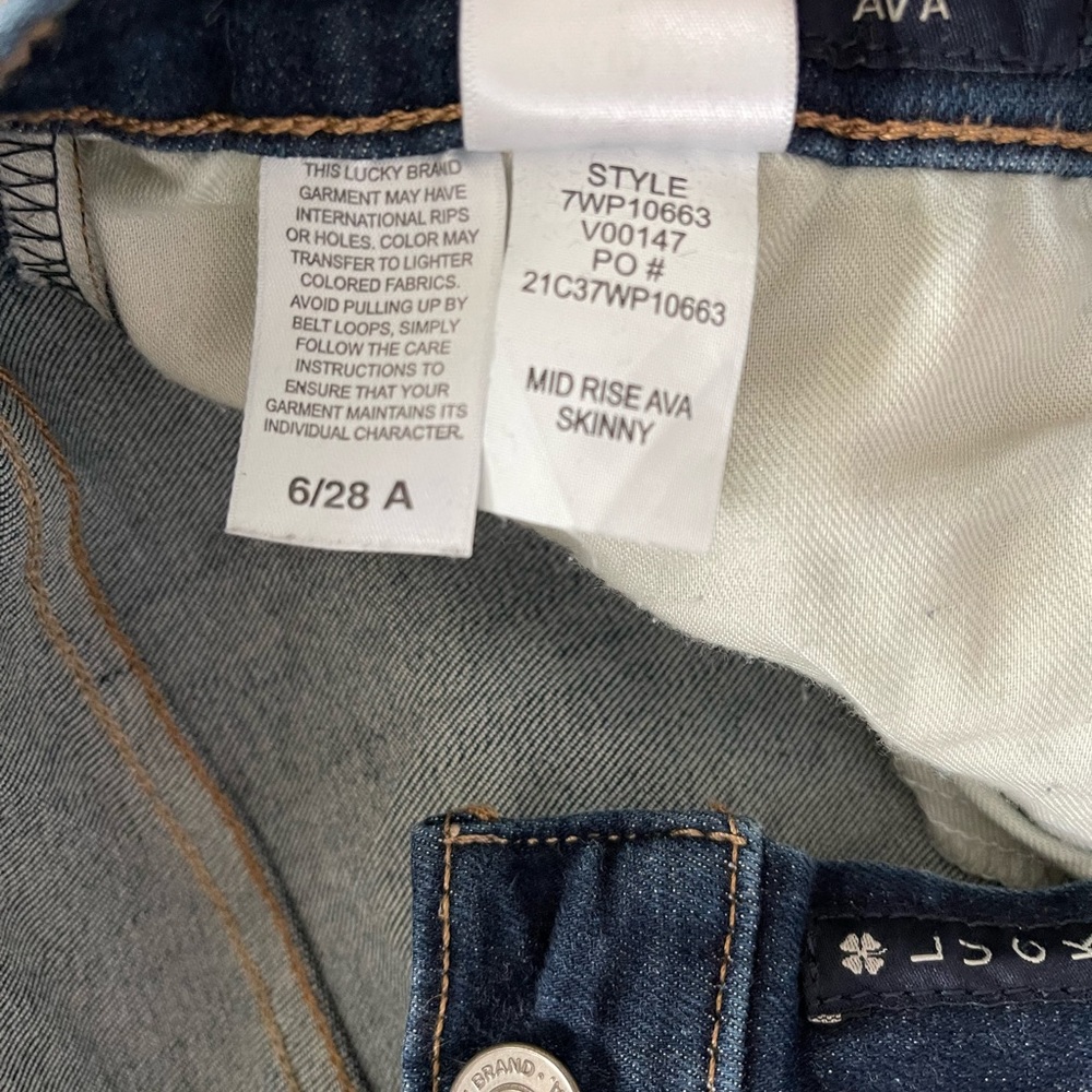 Lucky Brand Skinny Jeans Size 6 - Picture 3 of 3